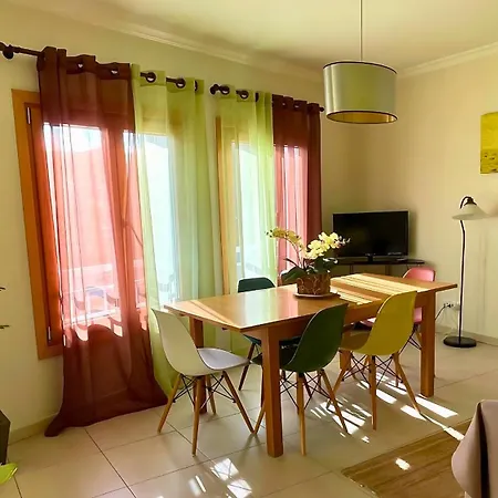 Apartamento Casinha Sub-vila Grupo Beira-mar *