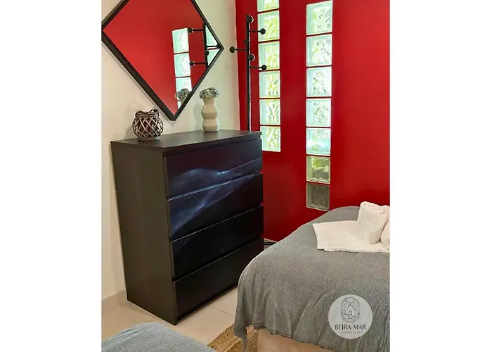 Casinha Sub-vila Grupo Beira-mar Nazaré